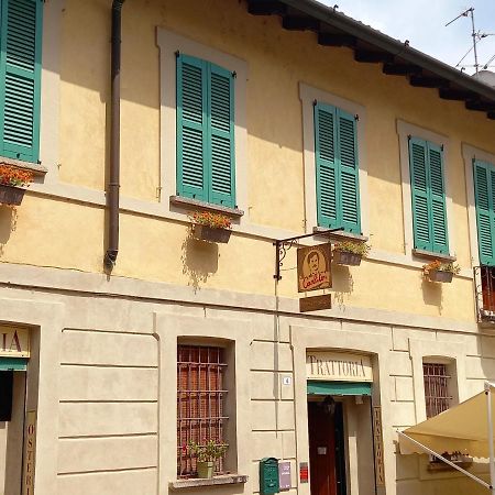 Carlito'S Trattoria Con Alloggio Vertemate Exterior photo