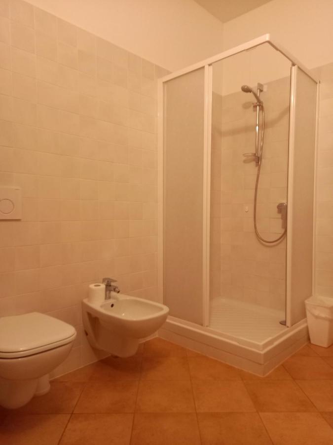 Carlito'S Trattoria Con Alloggio Vertemate Room photo